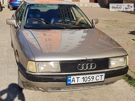 Audi 80