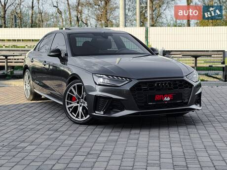 Audi A4 2022 в Рівному