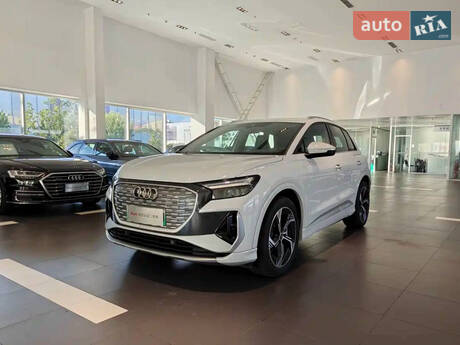 Audi Q4 e-tron 2023 в Києві