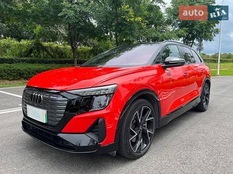 Audi Q5 e-tron 2022 в Киеве