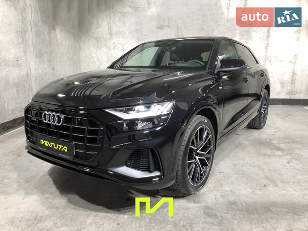 Audi Q8