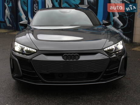 Audi RS e-tron GT 2022 в Киеве