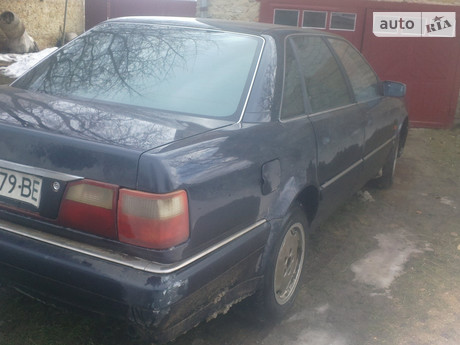 Audi V8 1993