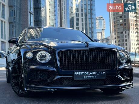 Bentley Flying Spur 2022 в Киеве