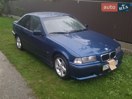 BMW 318 1998