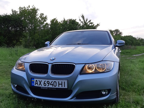 BMW 320 2011