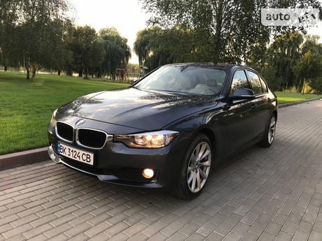 BMW 328 2012