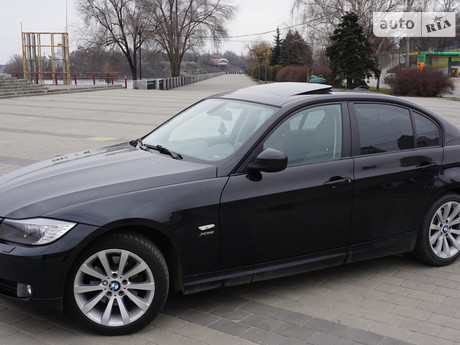 BMW 328 2011