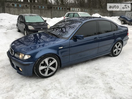 BMW 330