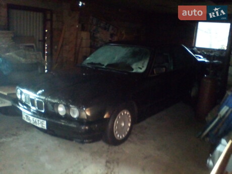 BMW 524 1990