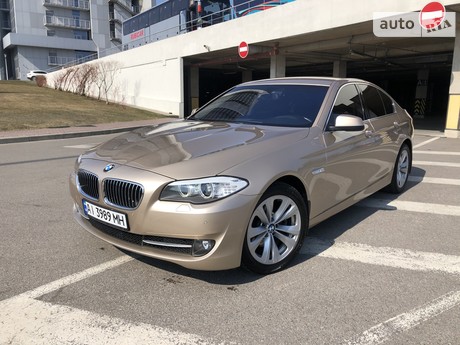 AUTORIA   BMW 528 2012    2021-04-03