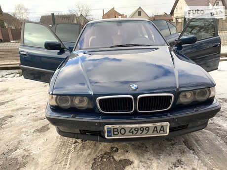 BMW 740 2001