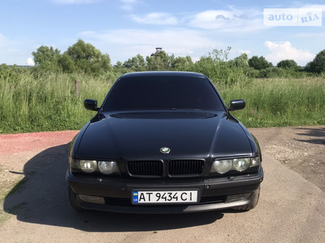 BMW 740 1999