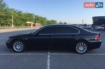 BMW 745 2004