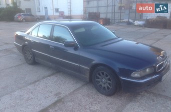 BMW 750 1995