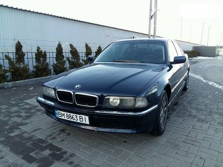 BMW 750 1995