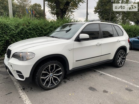 BMW X5 2011