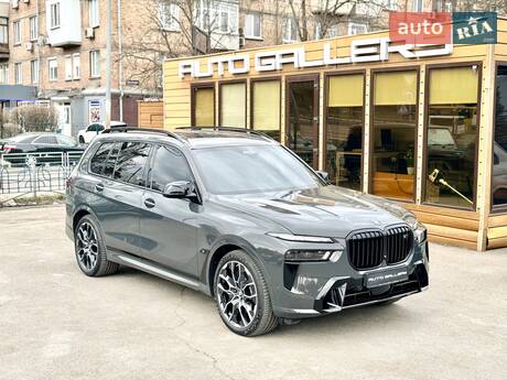 BMW X7 2024 в Киеве