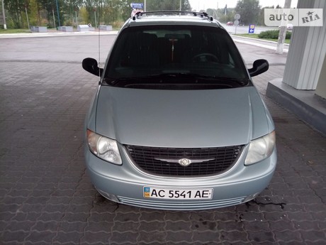 Chrysler Town & Country 2002