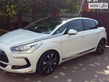 Citroen DS5 2.0D АКПП (163 л.с.) 2012