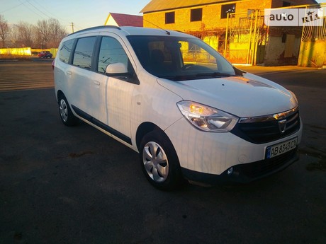 Dacia Lodgy 2013