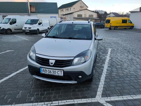 Dacia Sandero StepWay 2011