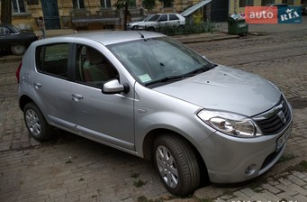 Dacia Sandero 2010