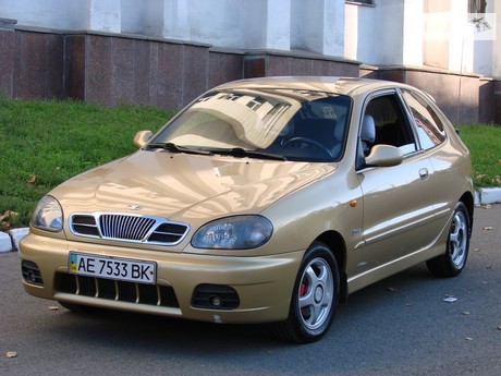 Daewoo Lanos 1.6 MT (106 л.с.) 2003