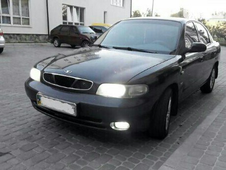 Daewoo Nubira 1998