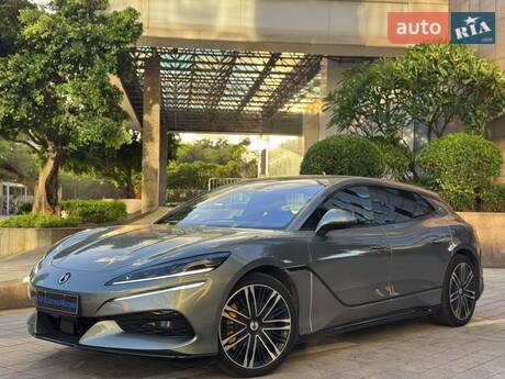 Denza Z9 GT 2024 в Ужгороде