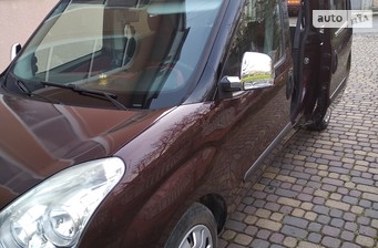 Fiat Doblo Panorama 2012