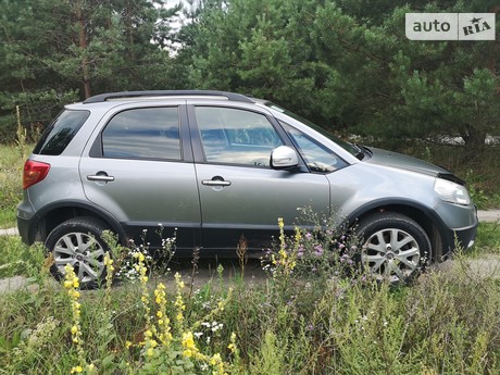 Fiat Sedici 2012