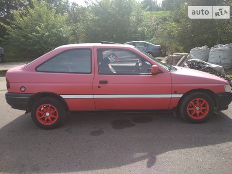 Escort Ford Escort