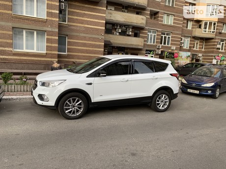 Ford Kuga 2017