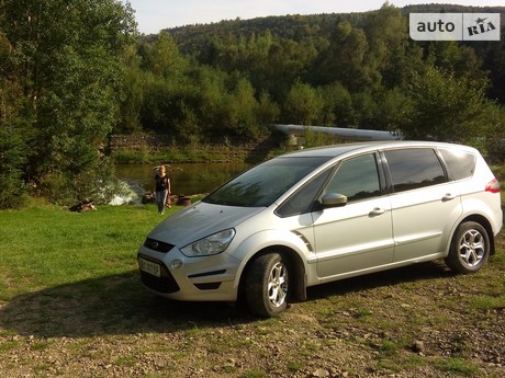 Ford S-Max