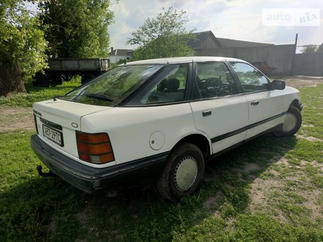 Ford Scorpio