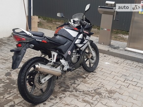 Honda CBR 125R 2004 Honda CBR 125R 2004