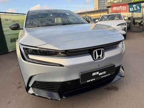 Honda e:NP2 2024 в Киеве