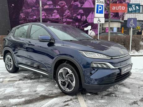 Honda M-NV 2024 в Киеве