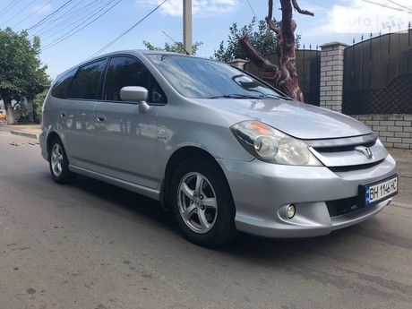 Honda Stream 2006