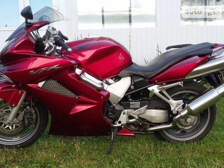 Honda VFR 2006