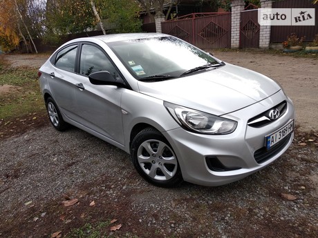 Hyundai Accent