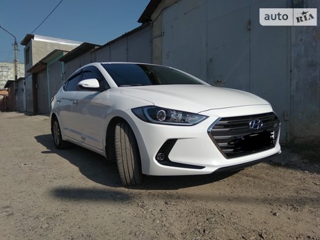 Hyundai Elantra 2018
