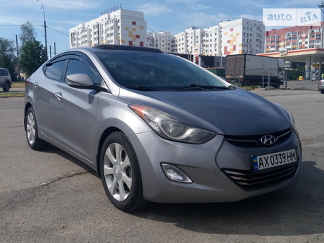 Hyundai Elantra 2013