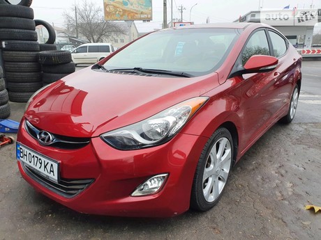 Hyundai Elantra 2012