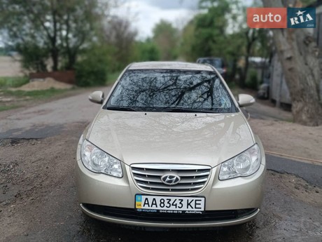 Hyundai Elantra 2010