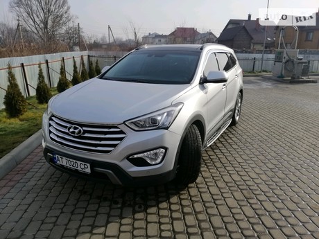 Hyundai Grand Santa Fe 2013