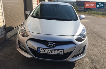 Hyundai i30 1.4 MT (107 л.с.) 2014