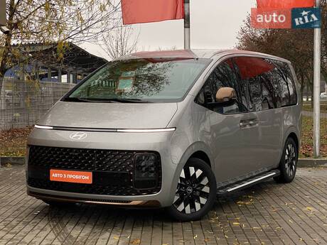 Hyundai Staria 2025 в Дніпрі