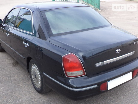 Hyundai XG 2000